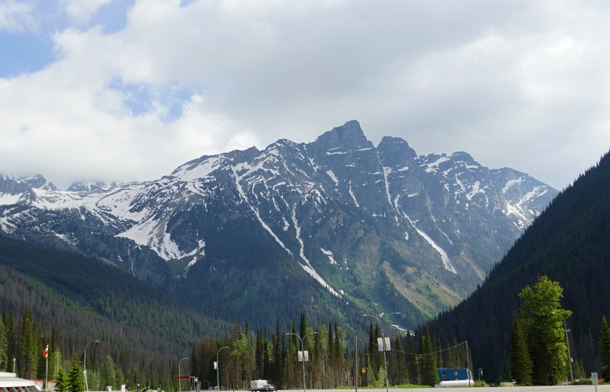 NP Glacier, Roger Pass