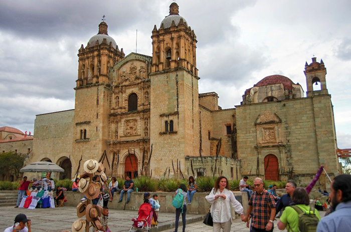 Mexiko: Monte Albán – kostel Sv. Dominika v Oaxace