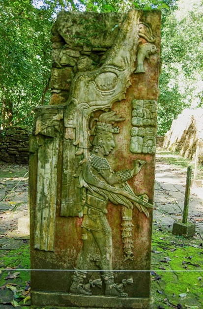 Palenque - basreliéf jednoho z mayských panovníků